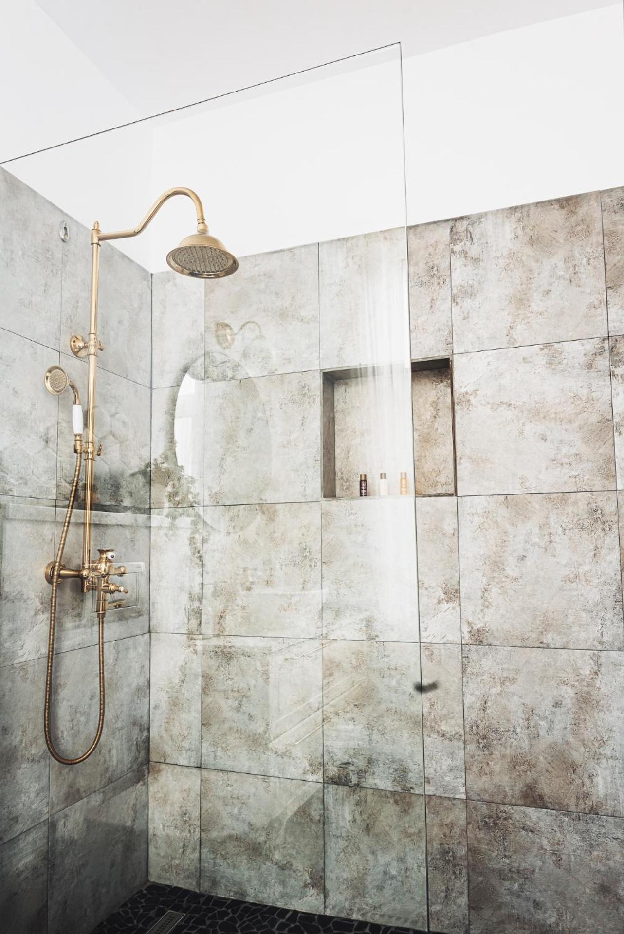 Voya Nordic Apartment-A Luxury Oasis In The Old Town براشوف المظهر الخارجي الصورة
